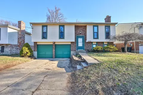5056 Mt Alverno Rd, Cincinnati, OH 45238
