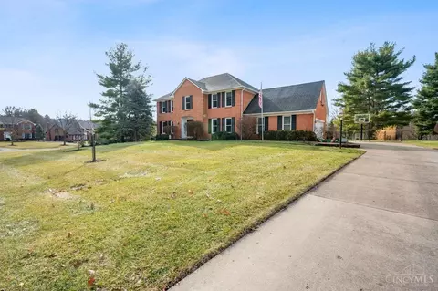 3213 Lamarc Trl, Evendale, OH 45241 photo 2