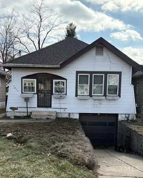 7015 Bramble Ave, Cincinnati, OH 45227