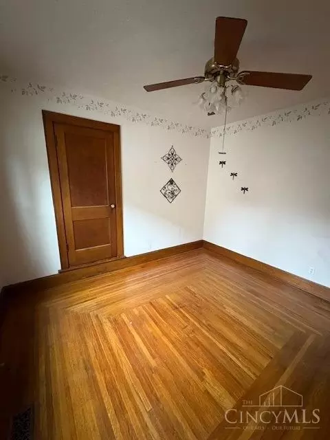 7015 Bramble Ave, Cincinnati, OH 45227 photo 8