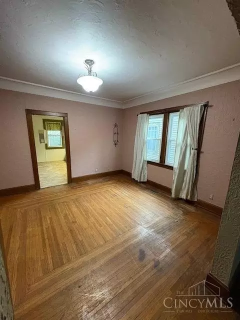 7015 Bramble Ave, Cincinnati, OH 45227 photo 6
