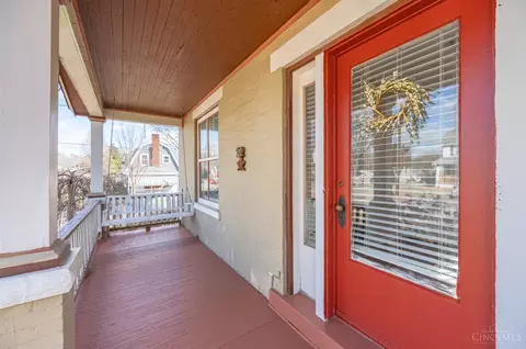 6641 Bramble Ave, Cincinnati, OH 45227 photo 2