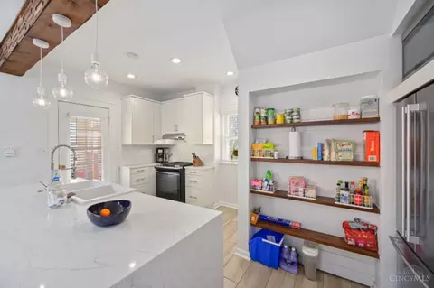 6641 Bramble Ave, Cincinnati, OH 45227 photo 17