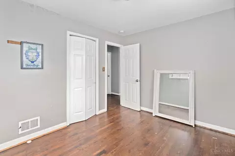 Bedroom - 778 Wilbud Dr, Cincinnati, OH 45205 photo 8 of 9