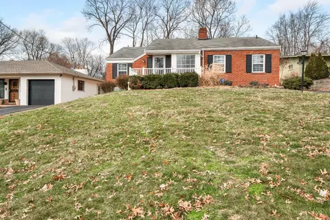 1987 Honeysuckle Ln, Cincinnati, OH 45230