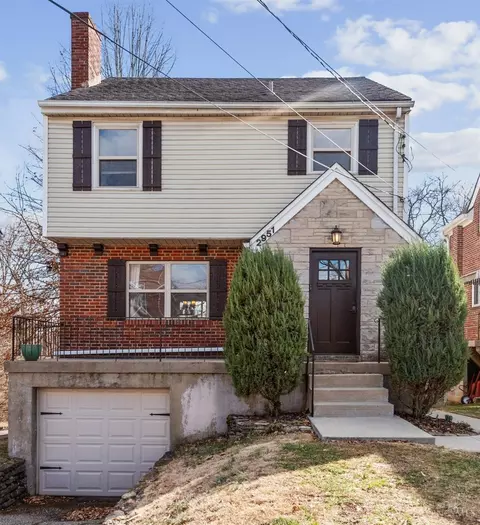 2951 Mapleleaf Ave, Cincinnati, OH 45212