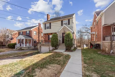2951 Mapleleaf Ave, Cincinnati, OH 45212 photo 2