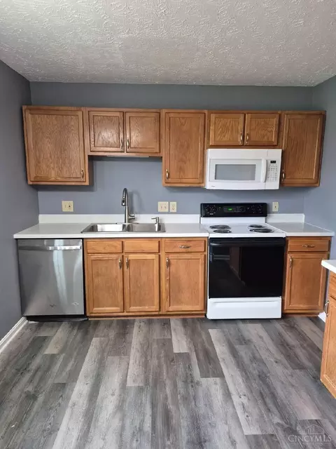 Kitchen - 10524 West Rd, Harrison, OH 45030 photo 1 of 3