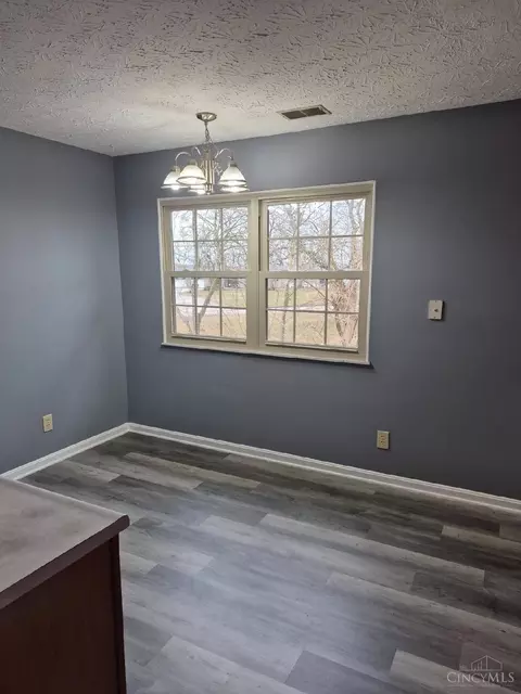 Dining - 10524 West Rd, Harrison, OH 45030 photo 1 of 1