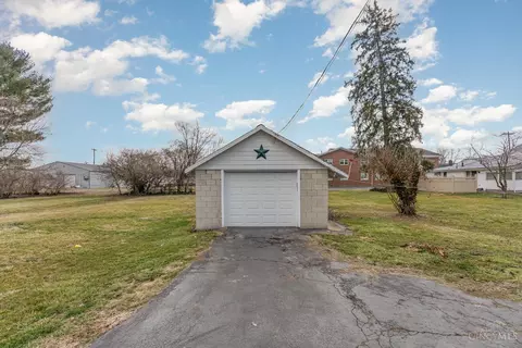 Exterior - 220 Fourth St, Williamsburg, OH 45176 photo 3 of 3