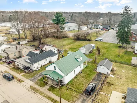 View/Area - 220 Fourth St, Williamsburg, OH 45176 photo 1 of 5