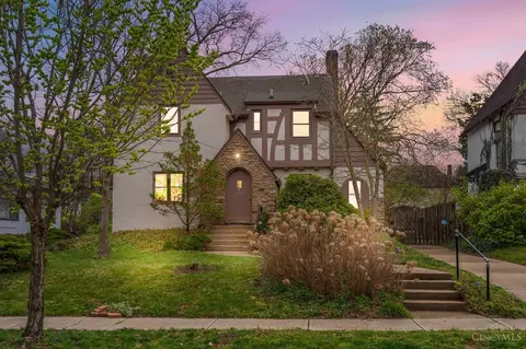 4514 Bristol Ln, Cincinnati, OH 45229