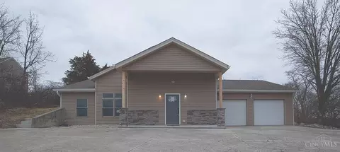 1848 Gardner Rd, Hamilton, OH 45013