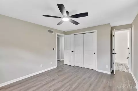 Bedroom - 5610 Nickview Dr, Cincinnati, OH 45247 photo 1 of 1