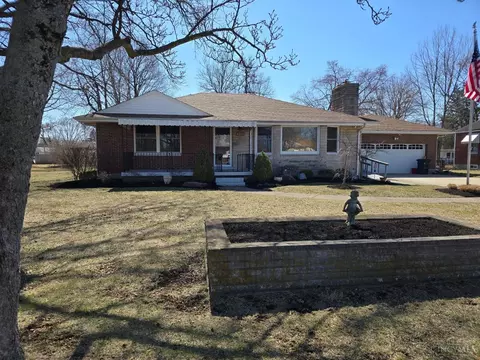 715 Shady Ln, Fairfield, OH 45014