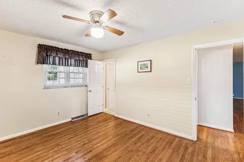 3200 Deborah Ln, Cincinnati, OH 45239 photo 17
