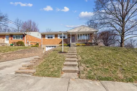 3200 Deborah Ln, Cincinnati, OH 45239