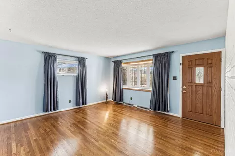 3200 Deborah Ln, Cincinnati, OH 45239 photo 5