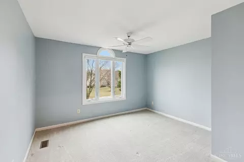 Bedroom - 8140 Leeshore Dr, Maineville, OH 45039 photo 3 of 5