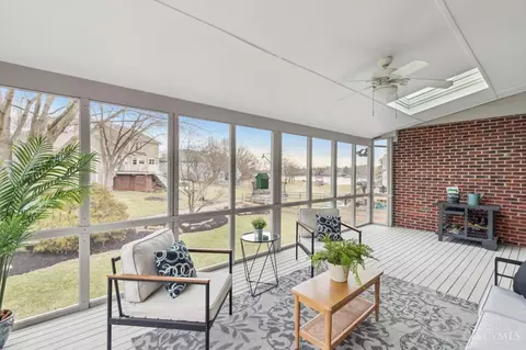 Exterior - 8140 Leeshore Dr, Maineville, OH 45039 photo 4 of 7