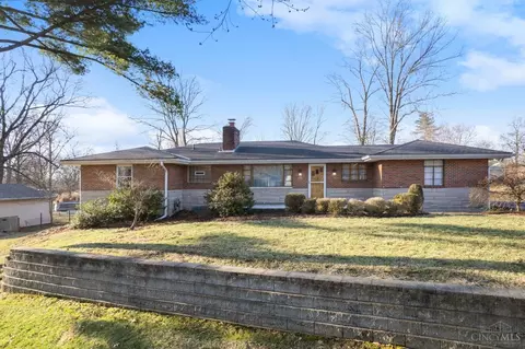 1413 Loveland Ave, Loveland, OH 45140