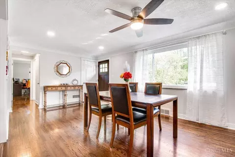 Dining - 10080 Zig Zag Rd, Montgomery, OH 45242 photo 1 of 4