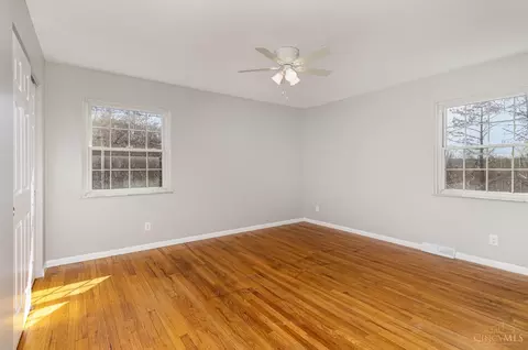 2747 Cyclorama Dr, Cincinnati, OH 45211 photo 18