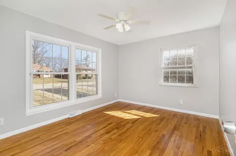 2747 Cyclorama Dr, Cincinnati, OH 45211 photo 21