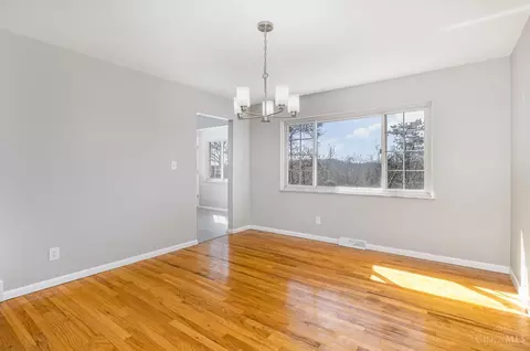2747 Cyclorama Dr, Cincinnati, OH 45211 photo 13