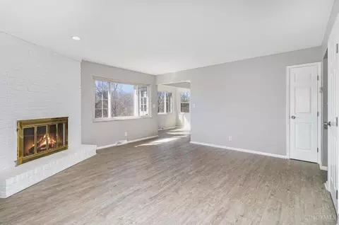 2747 Cyclorama Dr, Cincinnati, OH 45211 photo 10