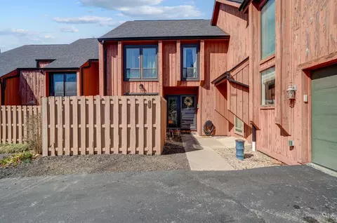 8297 Coppernail Way, West Chester, OH 45069