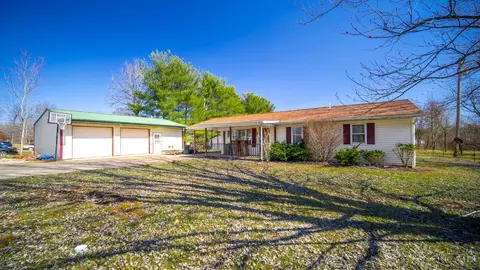 110 Dulaney Dr, West Union, OH 45693