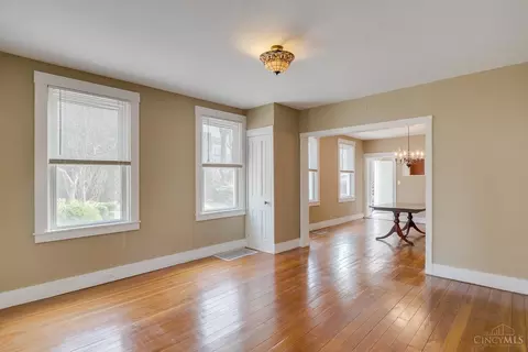 309 Emming St, Cincinnati, OH 45219 photo 13