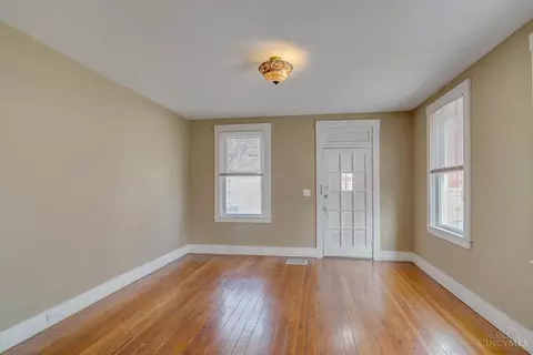 309 Emming St, Cincinnati, OH 45219 photo 11