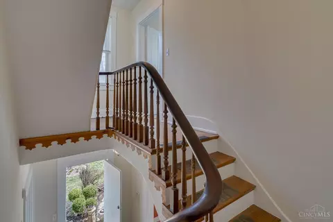 309 Emming St, Cincinnati, OH 45219 photo 25