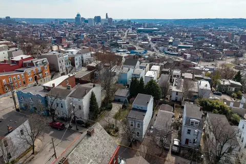 309 Emming St, Cincinnati, OH 45219 photo 64