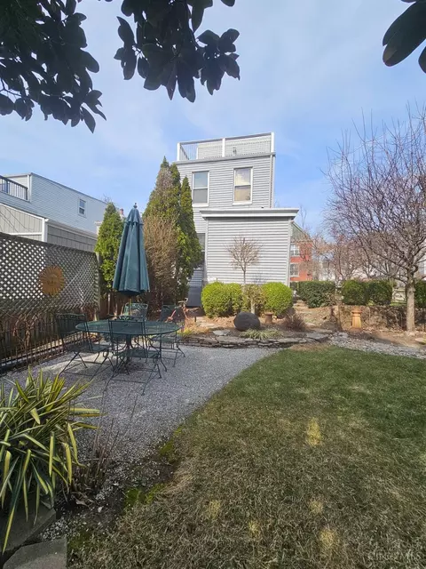 309 Emming St, Cincinnati, OH 45219 photo 61