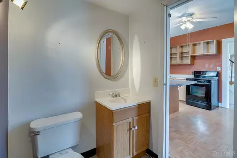 309 Emming St, Cincinnati, OH 45219 photo 20