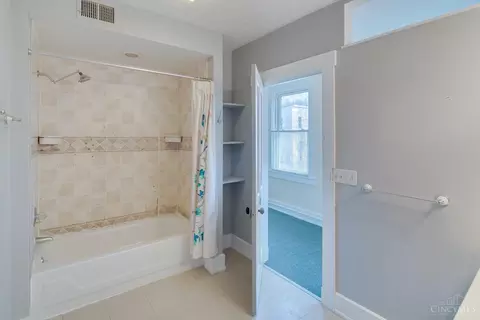 309 Emming St, Cincinnati, OH 45219 photo 35