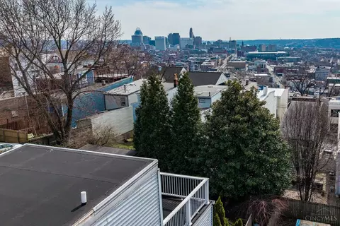 309 Emming St, Cincinnati, OH 45219 photo 3
