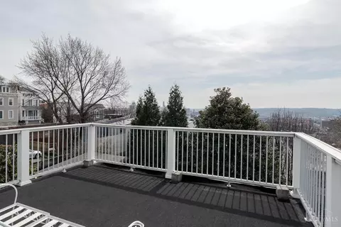 309 Emming St, Cincinnati, OH 45219 photo 6