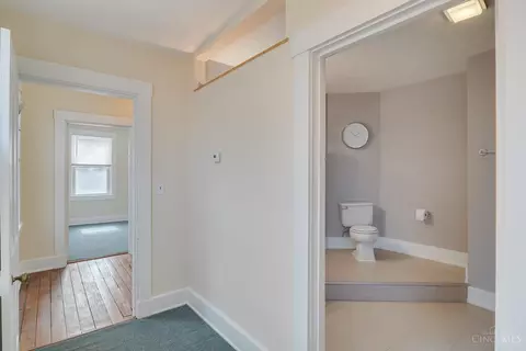 309 Emming St, Cincinnati, OH 45219 photo 33