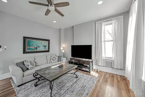 3105 Durrell Ave, Cincinnati, OH 45207 photo 2