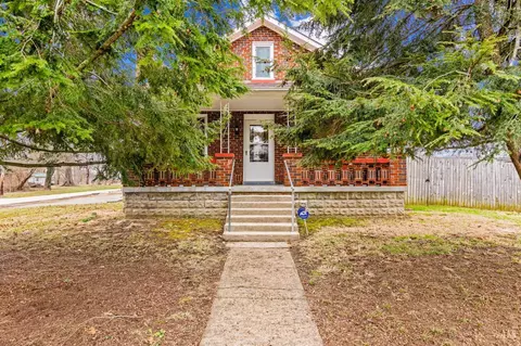605 Light St, Felicity, OH 45120