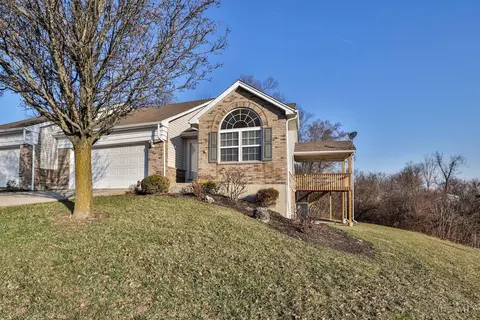 1807 Sonoma Ln, West Harrison, IN 47060