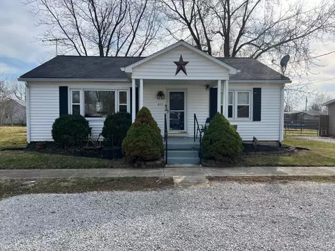 611 Harrison St, Felicity, OH 45120