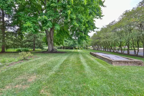 Exterior - 9844 Zig Zag Rd, Montgomery, OH 45242 photo 7 of 21