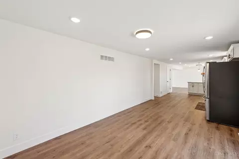 5413 Cherrybend Dr, Cincinnati, OH 45247 photo 9