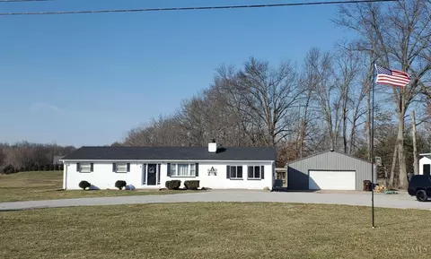 6851 Cozzadale Rd, Goshen, OH 45122