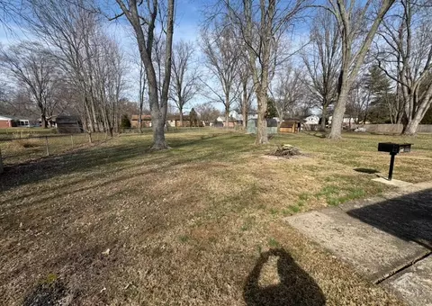 844 Hawthorne Dr, Cincinnati, OH 45245 photo 23
